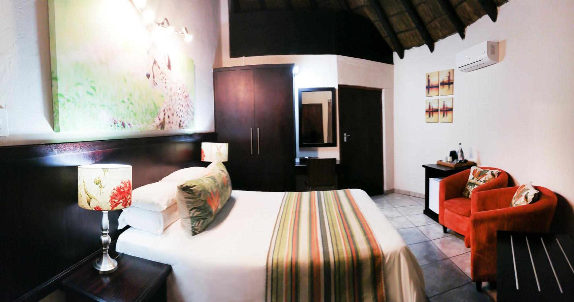 Emdoneni Lodge With Zululand Cat Conservation Project Hluhluwe Extérieur photo