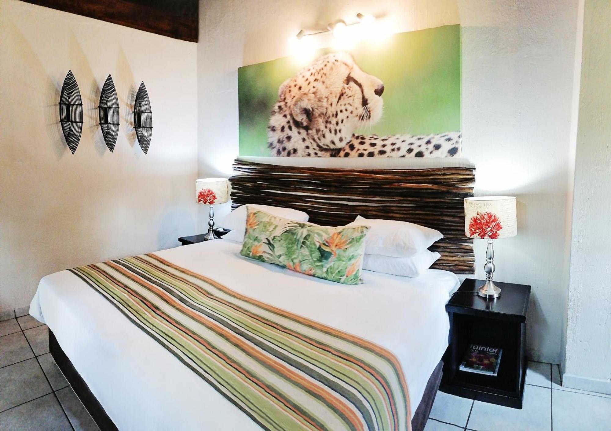 Emdoneni Lodge With Zululand Cat Conservation Project Hluhluwe Extérieur photo