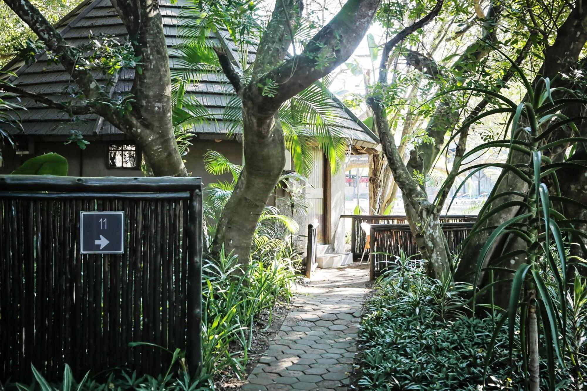 Emdoneni Lodge With Zululand Cat Conservation Project Hluhluwe Extérieur photo