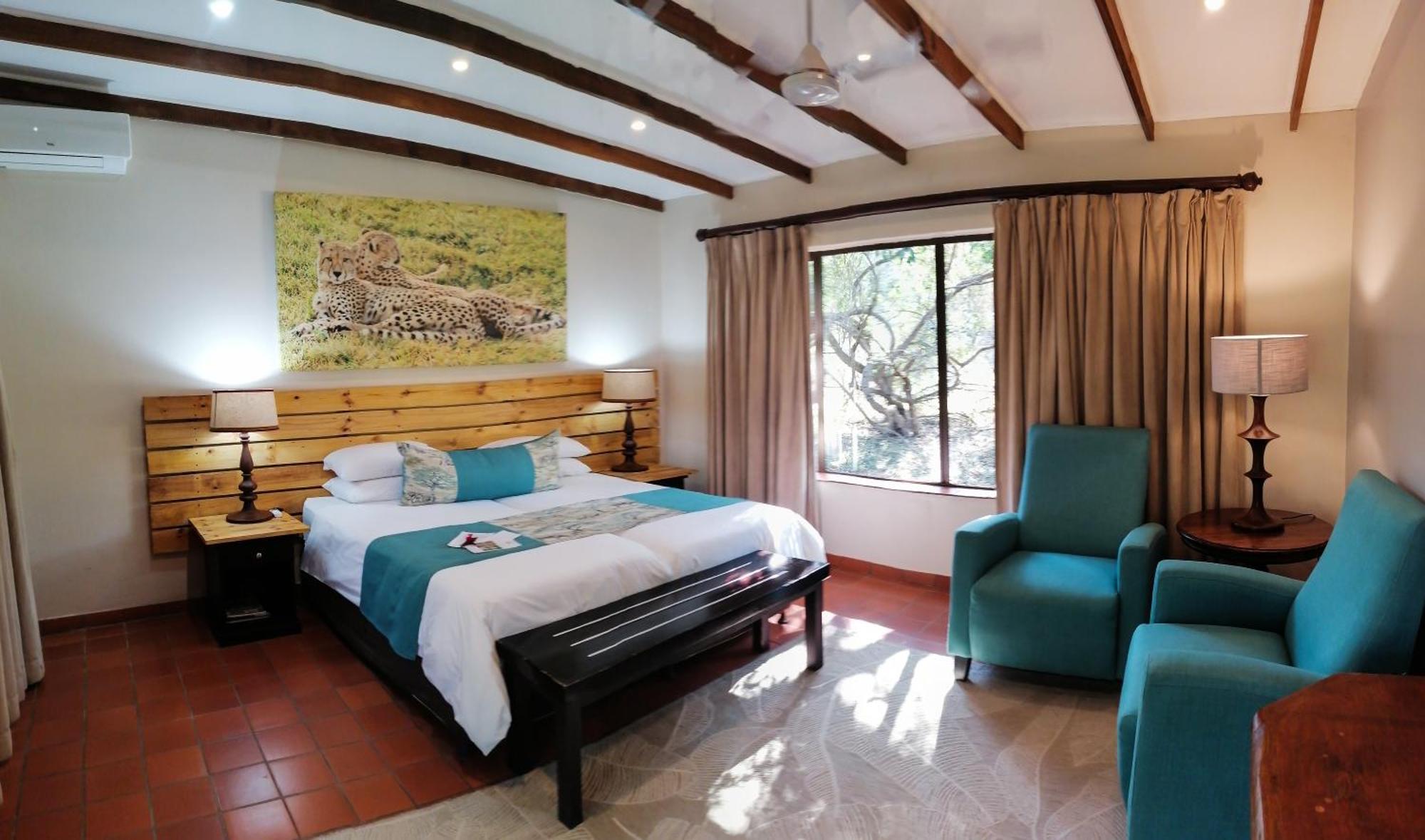 Emdoneni Lodge With Zululand Cat Conservation Project Hluhluwe Extérieur photo