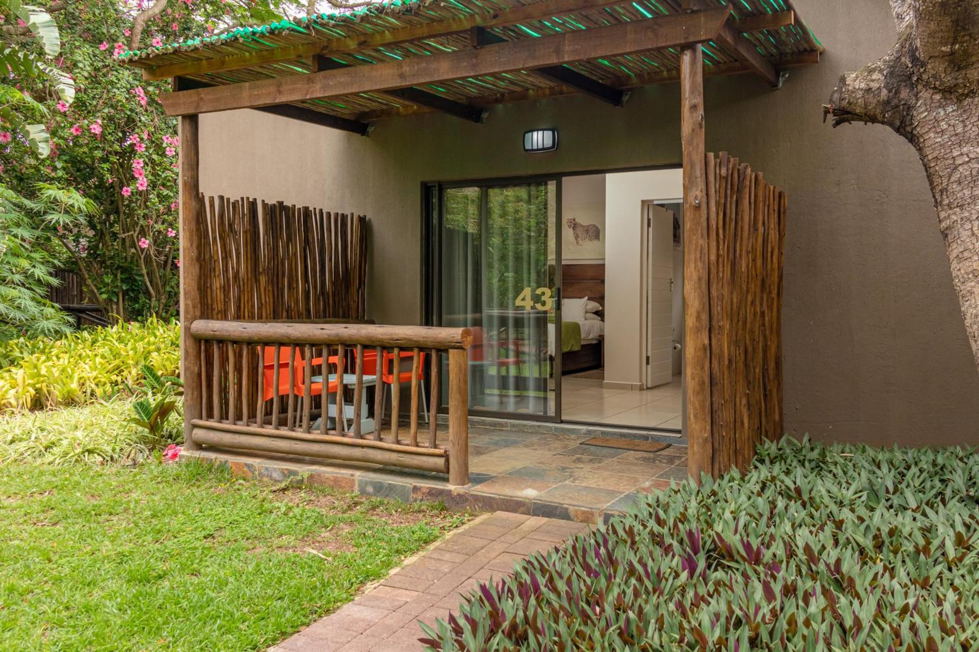 Emdoneni Lodge With Zululand Cat Conservation Project Hluhluwe Extérieur photo